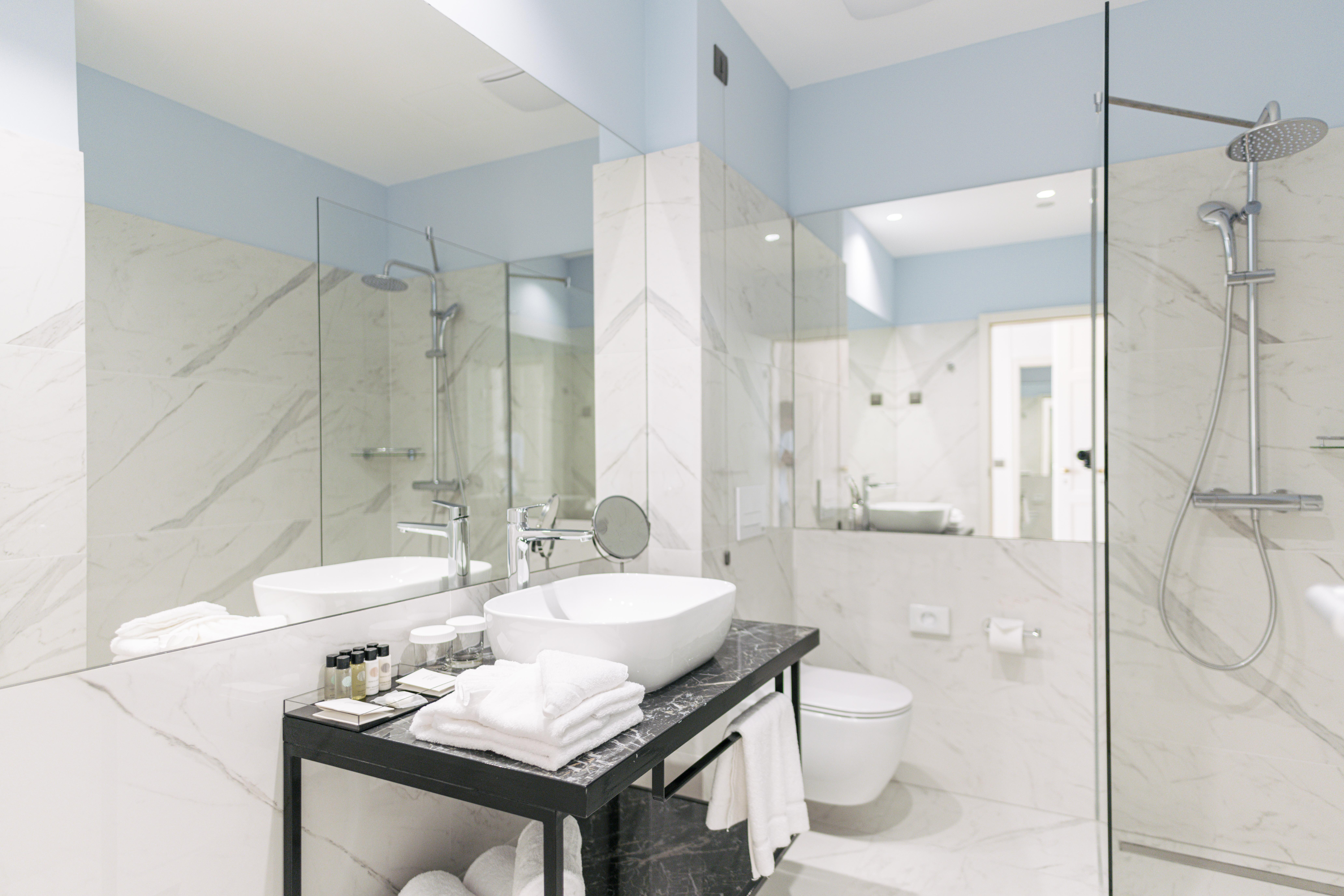 Hotel Miramare Crikvenica Luaran gambar Bathroom