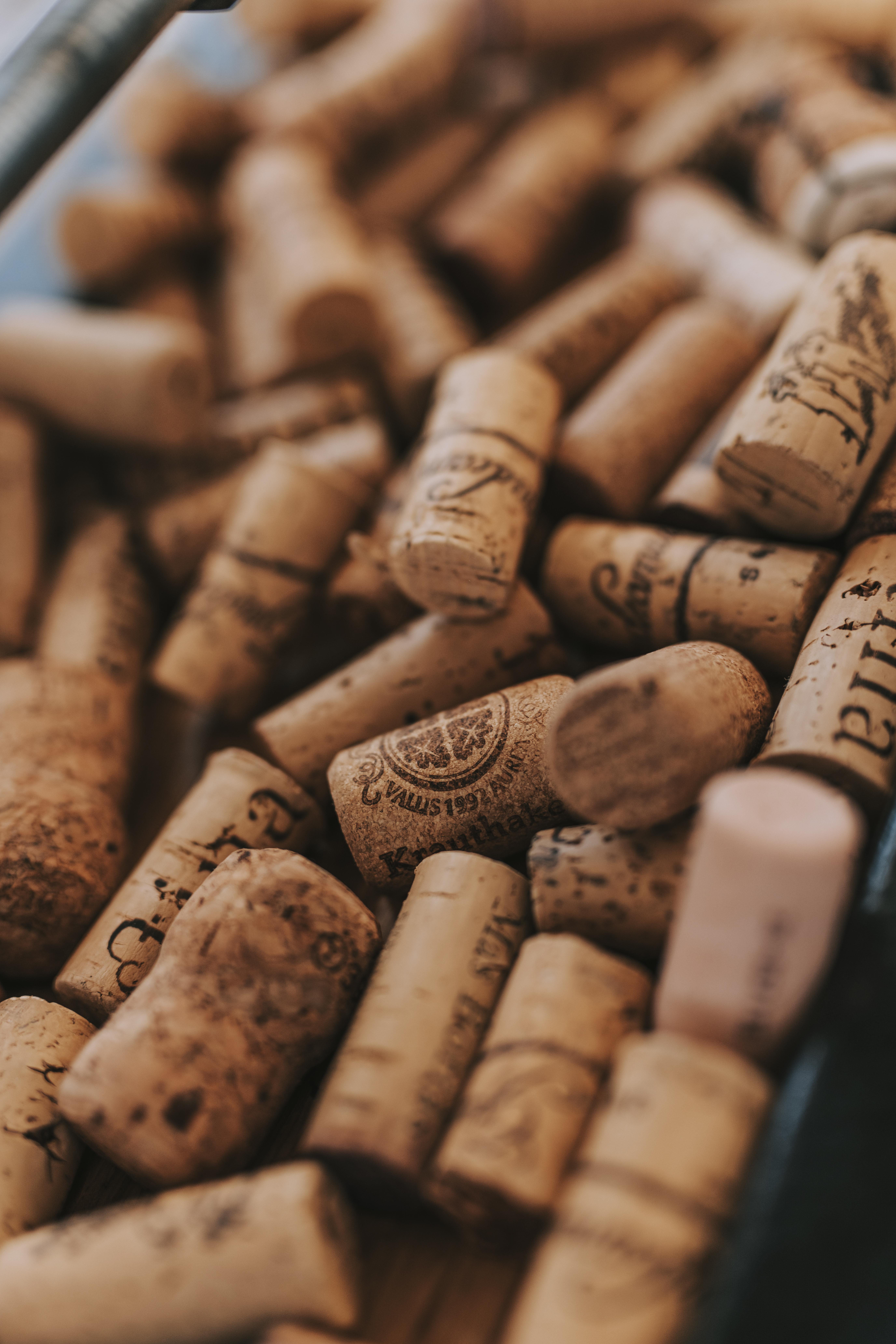 Hotel Miramare Crikvenica Luaran gambar Wine corks